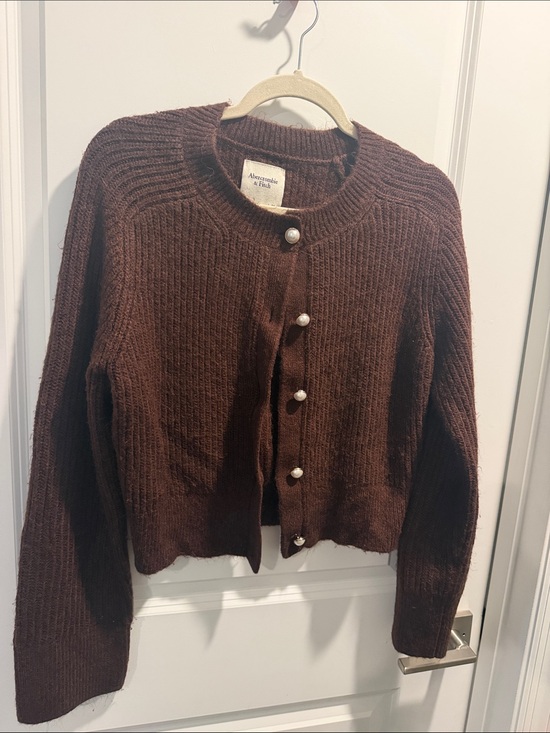 Abercrombie & Fitch Sweaters - Abercrombie & Fitch Women's Dark Brown Pearl-Button Knit Cardigan